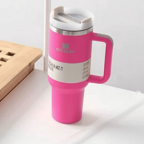 STANLEY 40oz Quencher H2.0 Flowstate Tumbler NIB • MAKE A REASONABLE OFFER - Picture 4 of 6